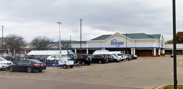 K-Mart (Kmart) - Dearborn - 15255 Michigan Ave (newer photo)